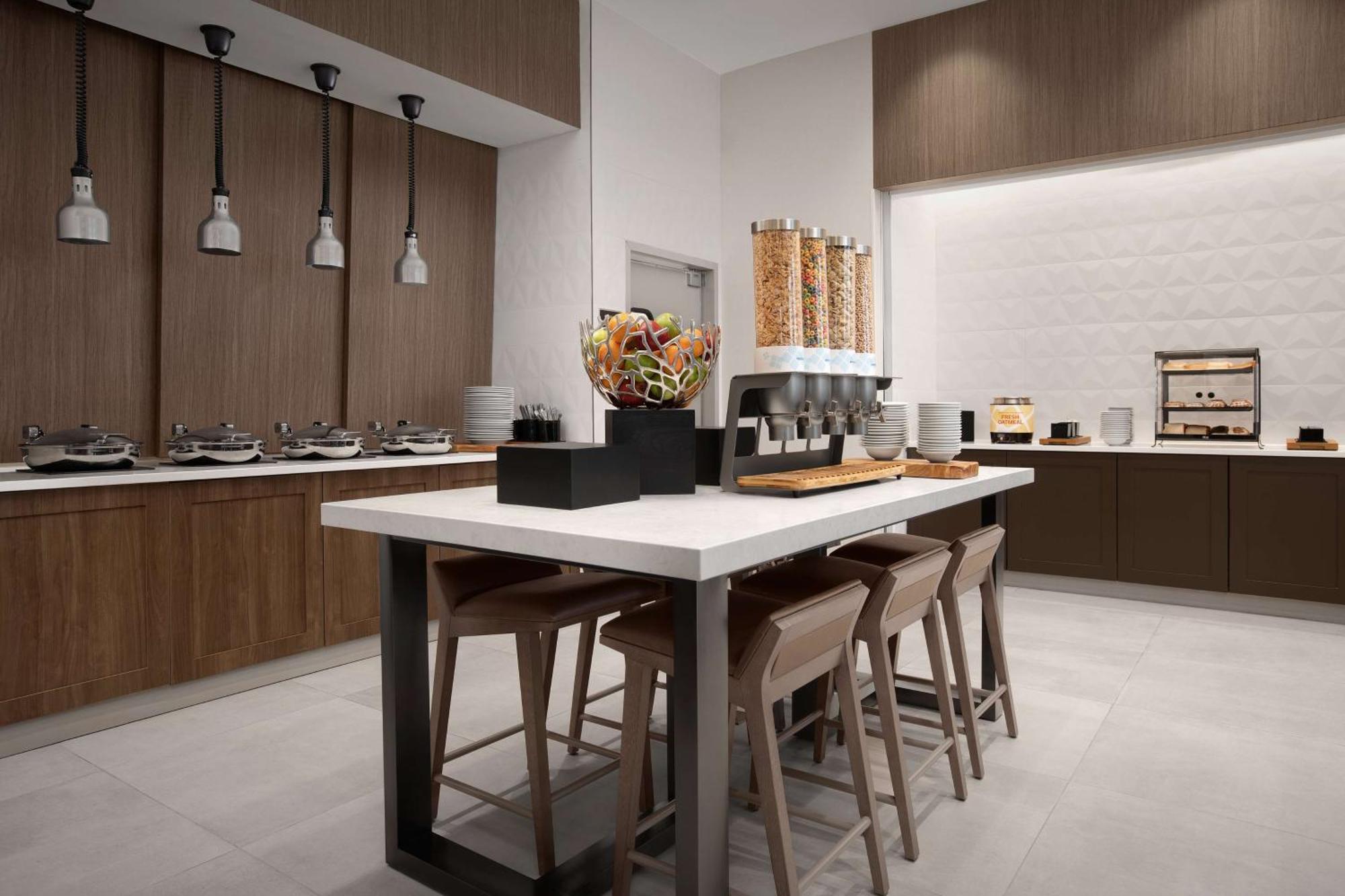 Hilton Garden Inn Denver Airport Tower Road Bagian luar foto